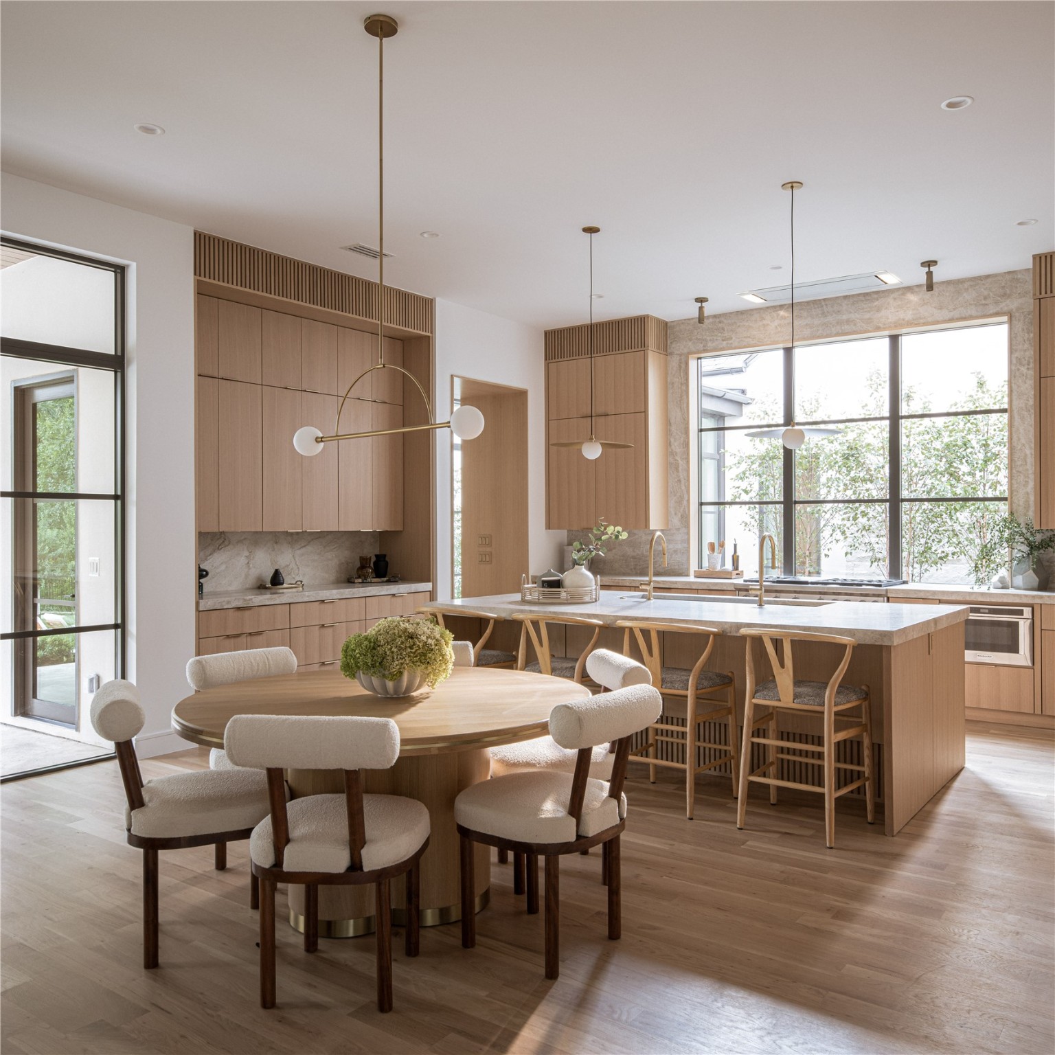 6802 Forest Lane Dallas TX 75230