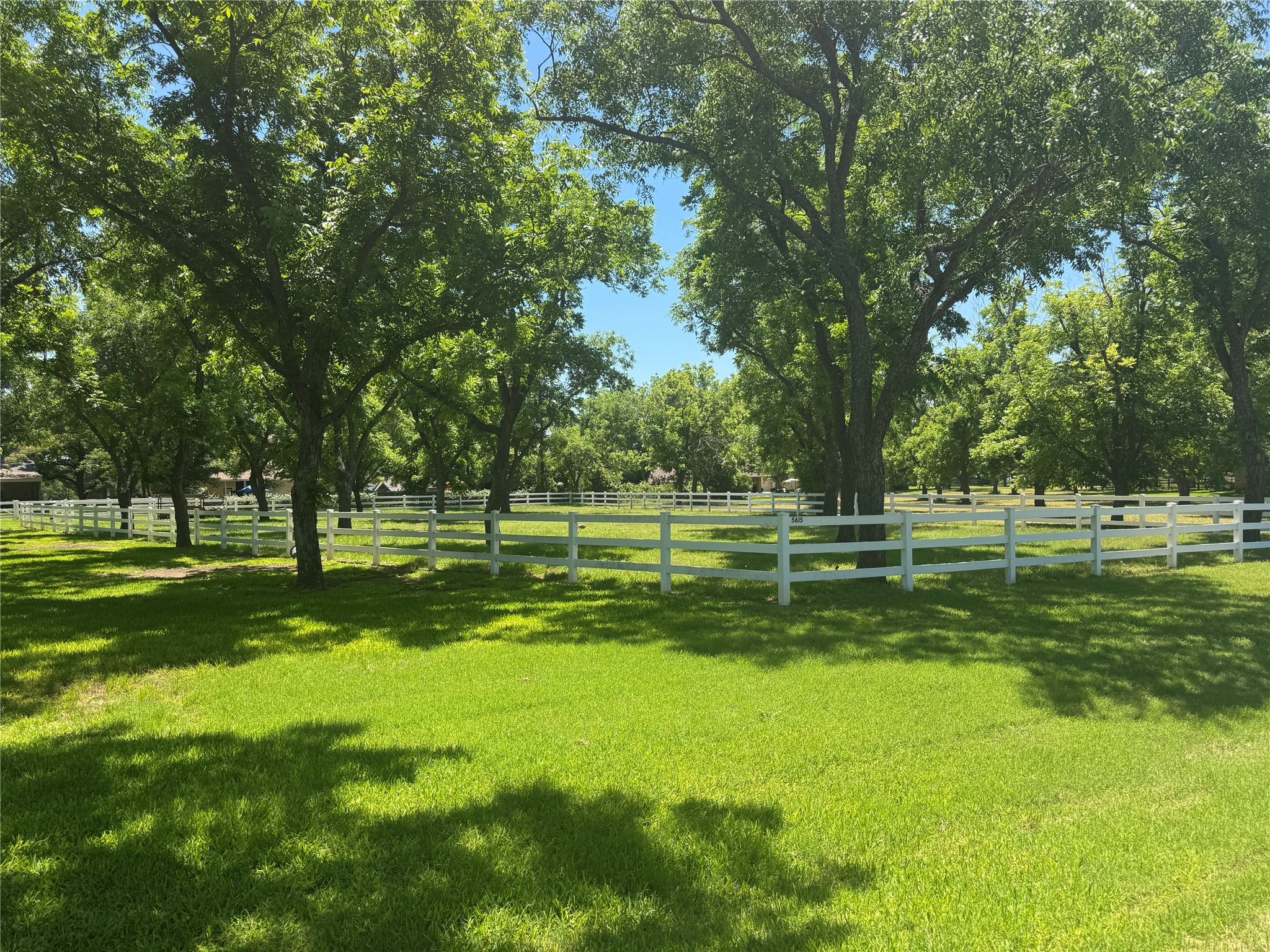 5615 Equestrian Court Granbury TX 76049