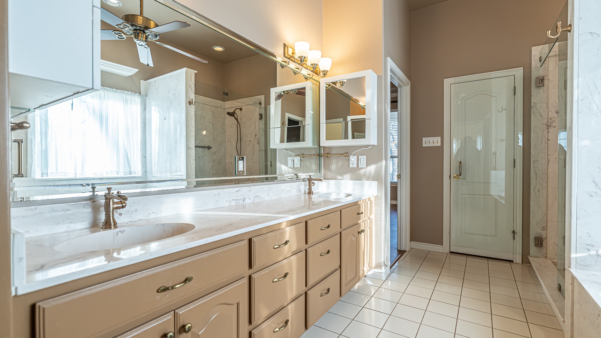 5615 Equestrian Court Granbury TX 76049