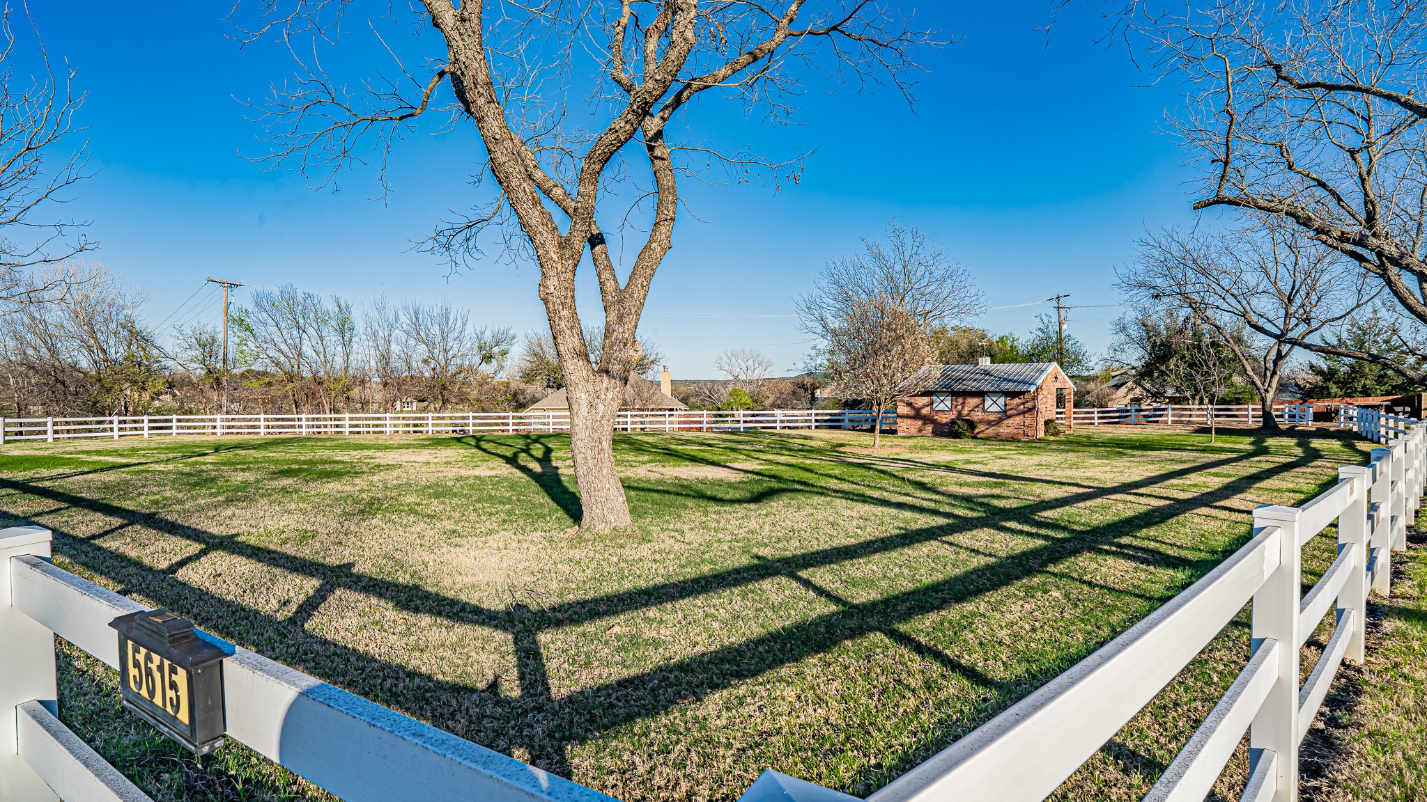 5615 Equestrian Court Granbury TX 76049