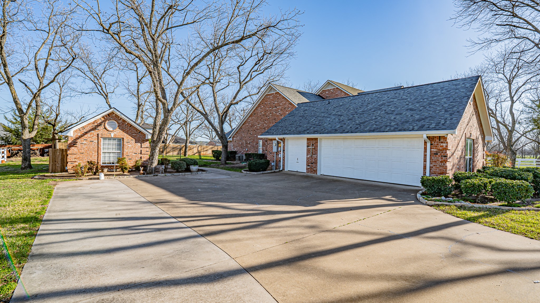 5615 Equestrian Court Granbury TX 76049