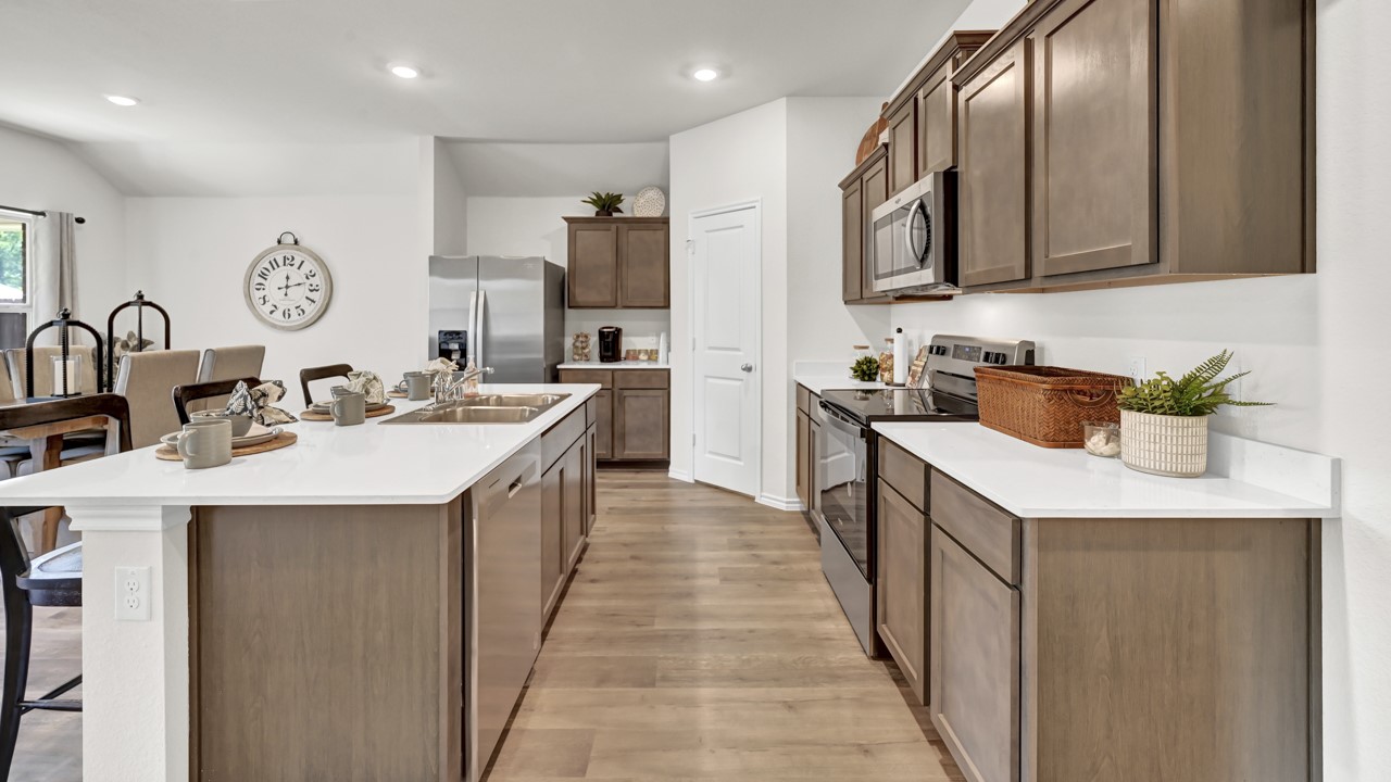 3204 Charleston Drive Ennis TX 75119