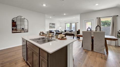 3204 Charleston Drive Ennis TX 75119