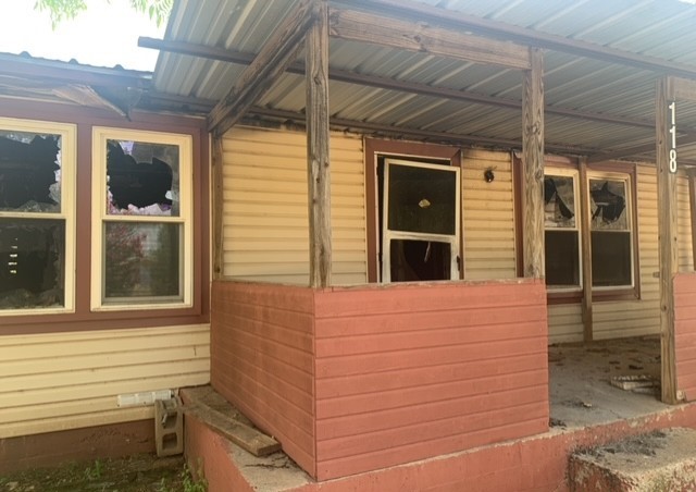 118 Indian Creek Drive Tye TX 79563