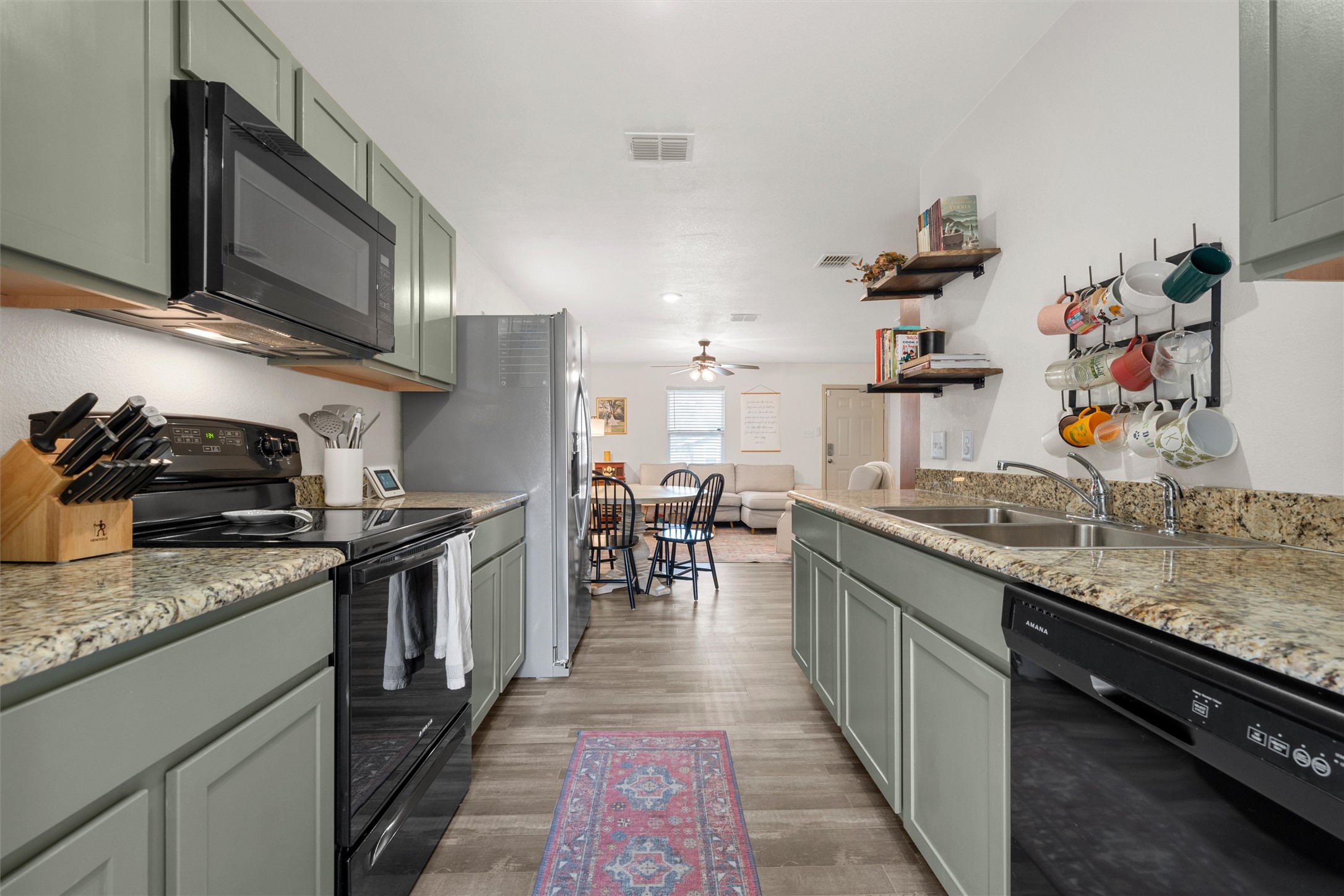 1124 N 13th Street Waco TX 76707