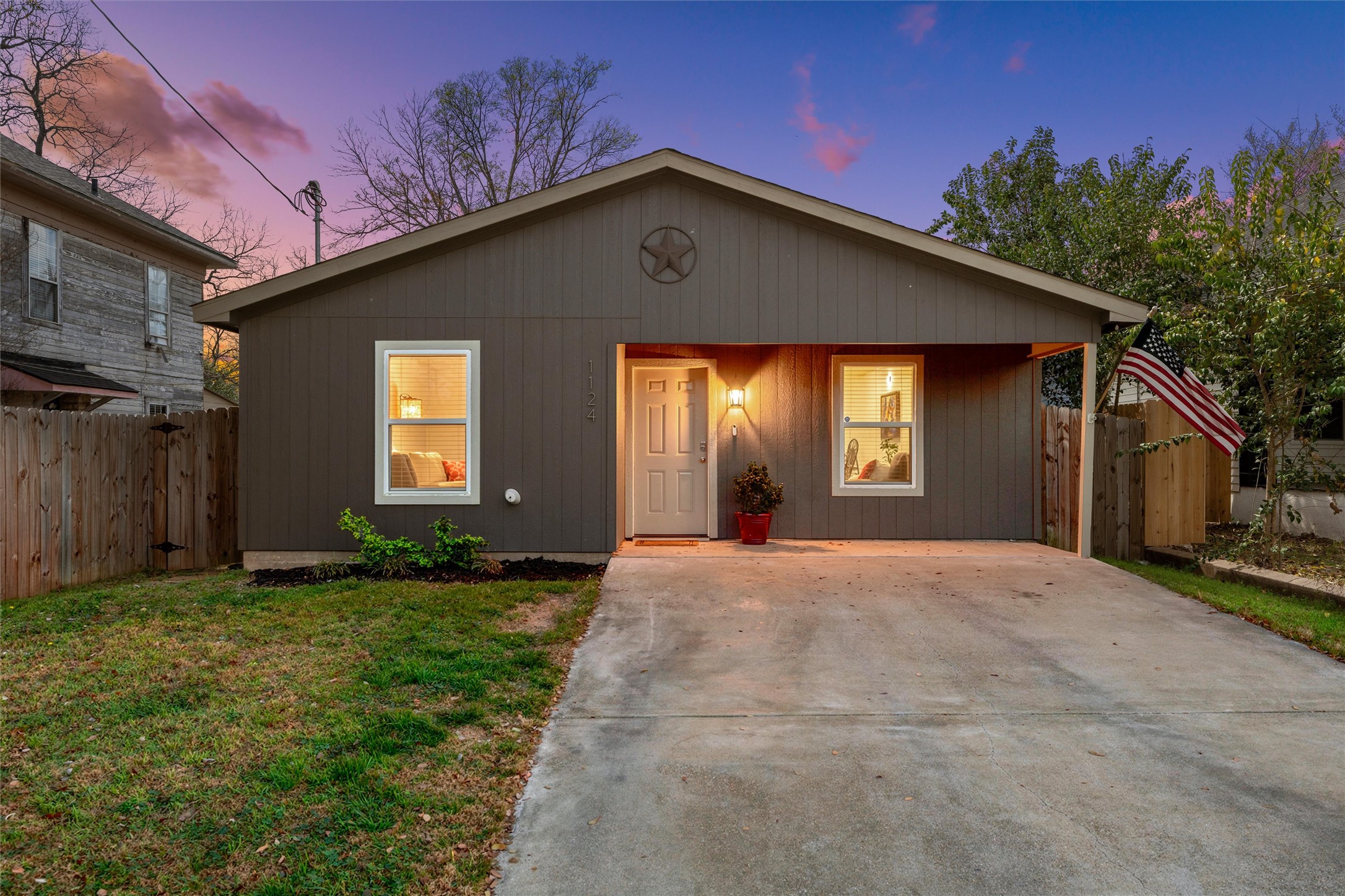 1124 N 13th Street Waco TX 76707