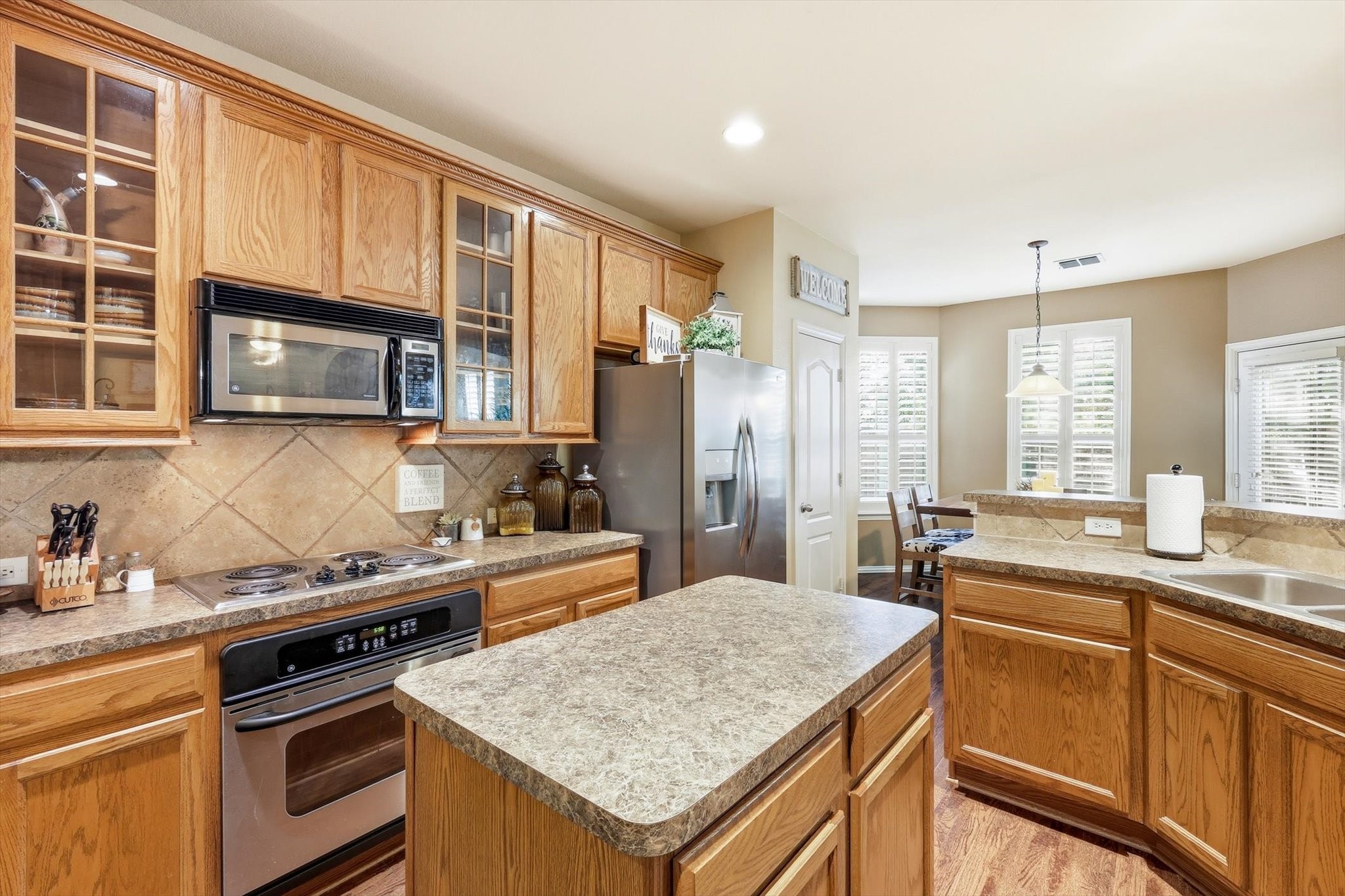 377 Kirby Drive Lantana TX 76226