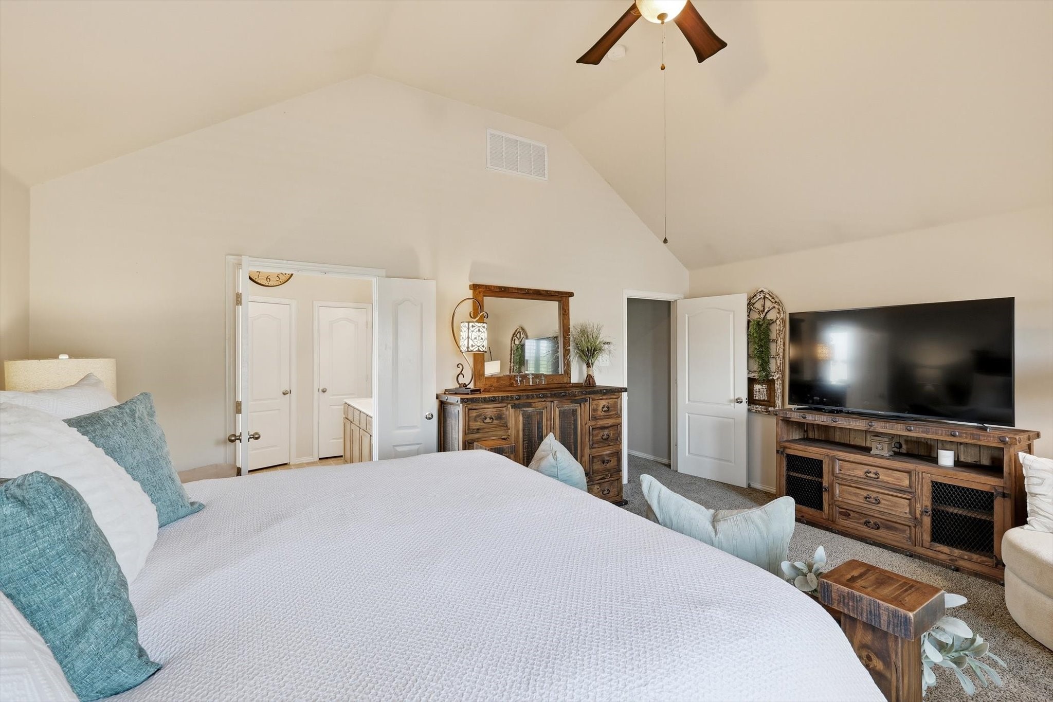 377 Kirby Drive Lantana TX 76226