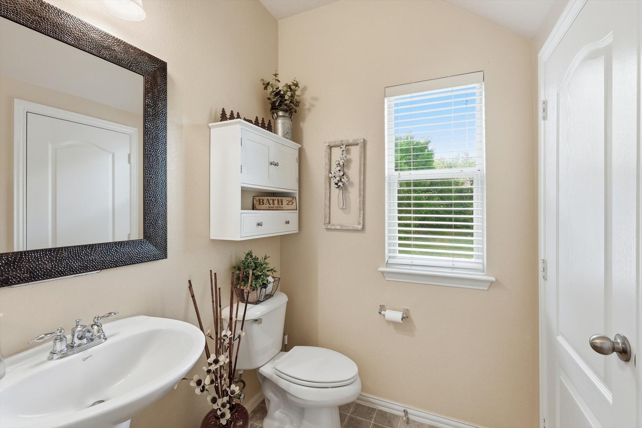 377 Kirby Drive Lantana TX 76226