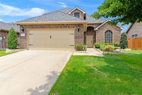 2014 Carriage Road Heartland TX 75126