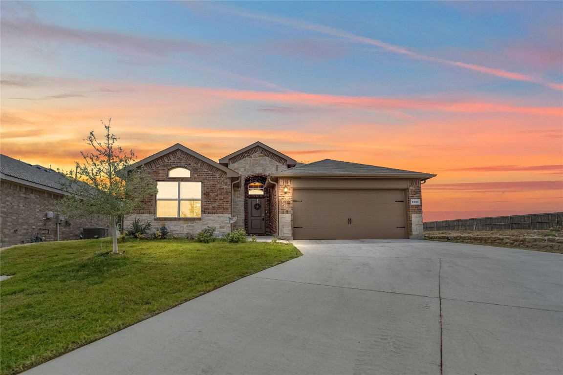 8000 Muddy Creek Drive Fort Worth TX 76131