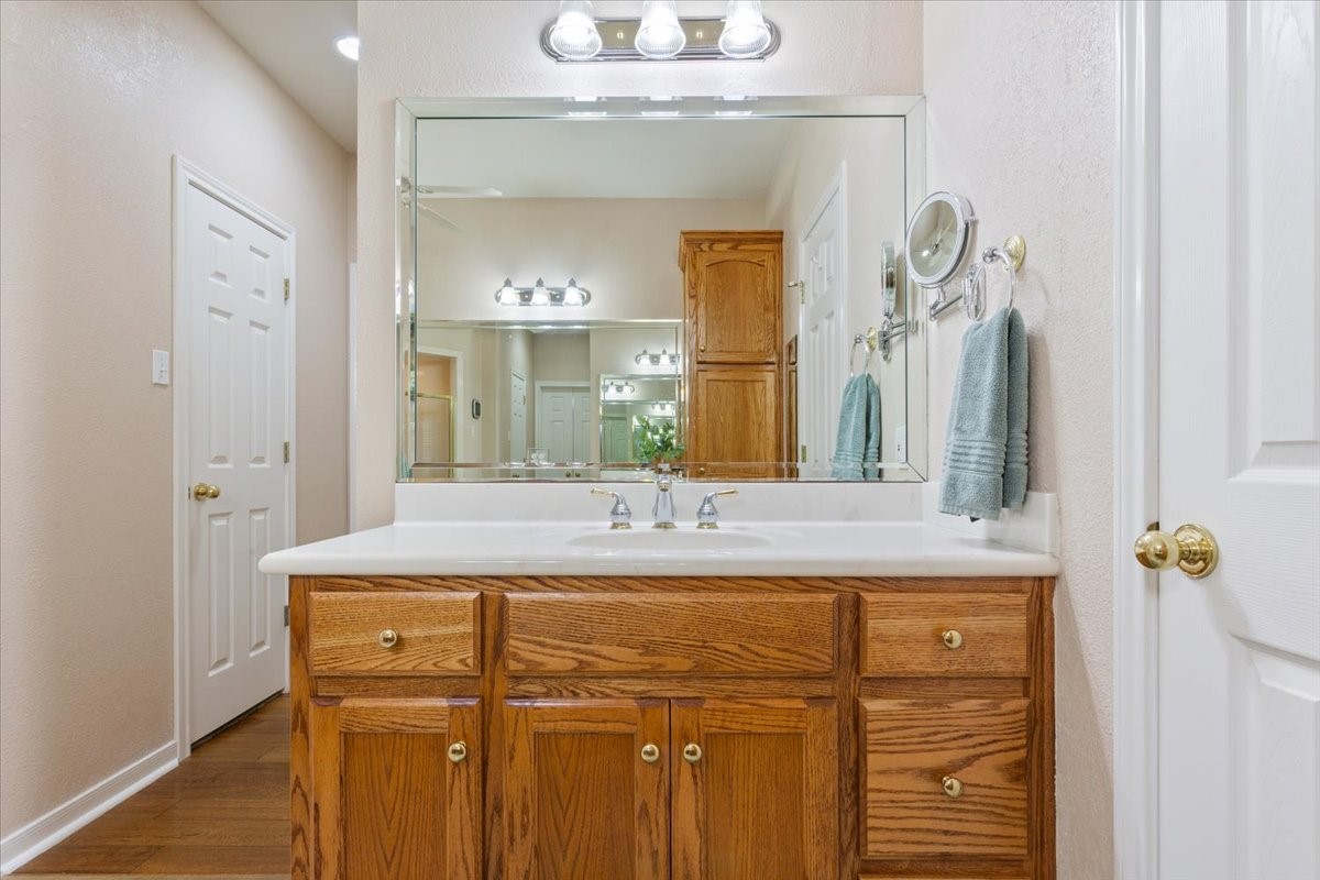 1216 Darbyton Drive Hewitt TX 76643