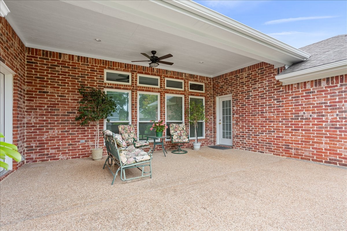 1216 Darbyton Drive Hewitt TX 76643
