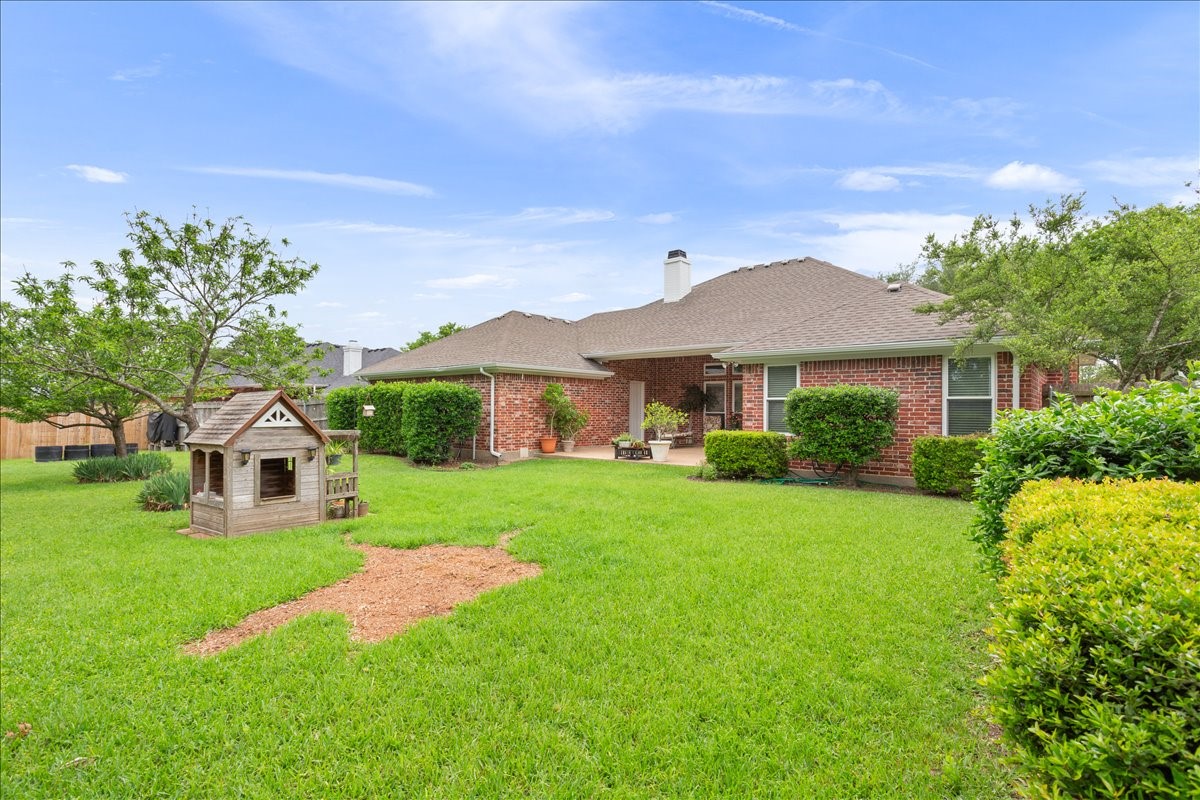 1216 Darbyton Drive Hewitt TX 76643