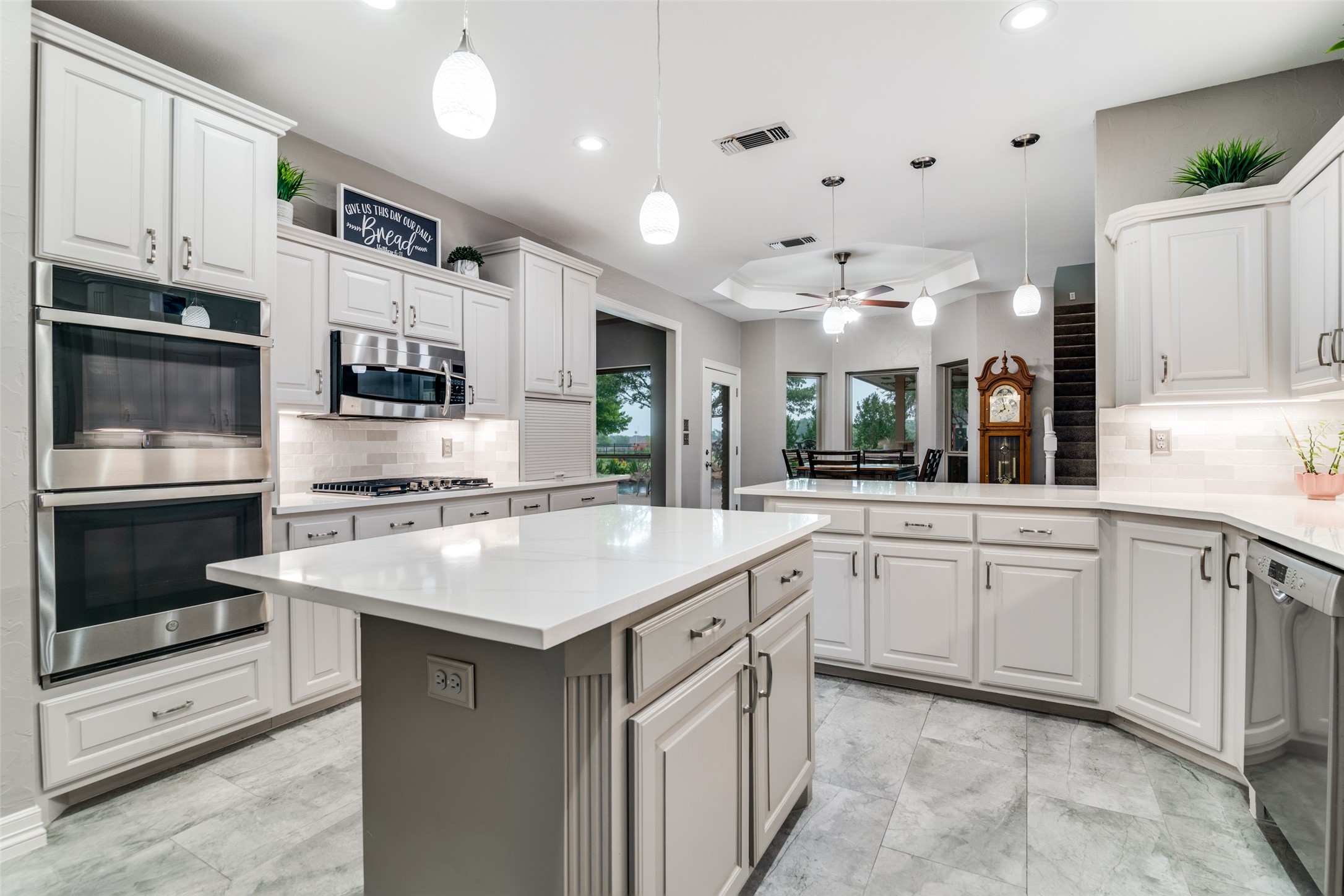 9687 County Road 483 Lavon TX 75166