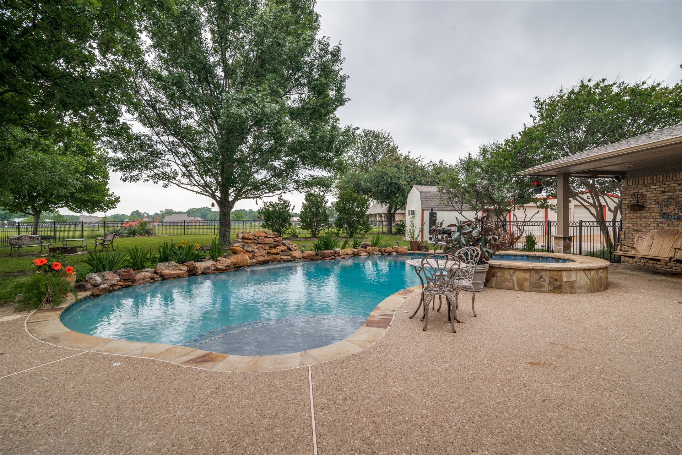 9687 County Road 483 Lavon TX 75166