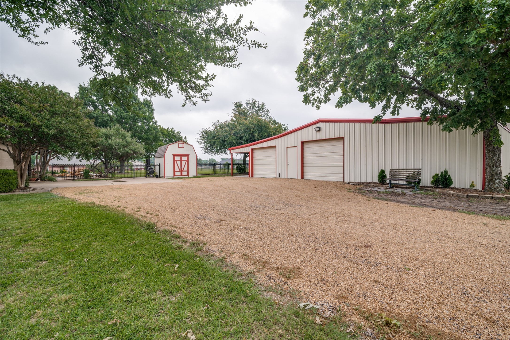 9687 County Road 483 Lavon TX 75166