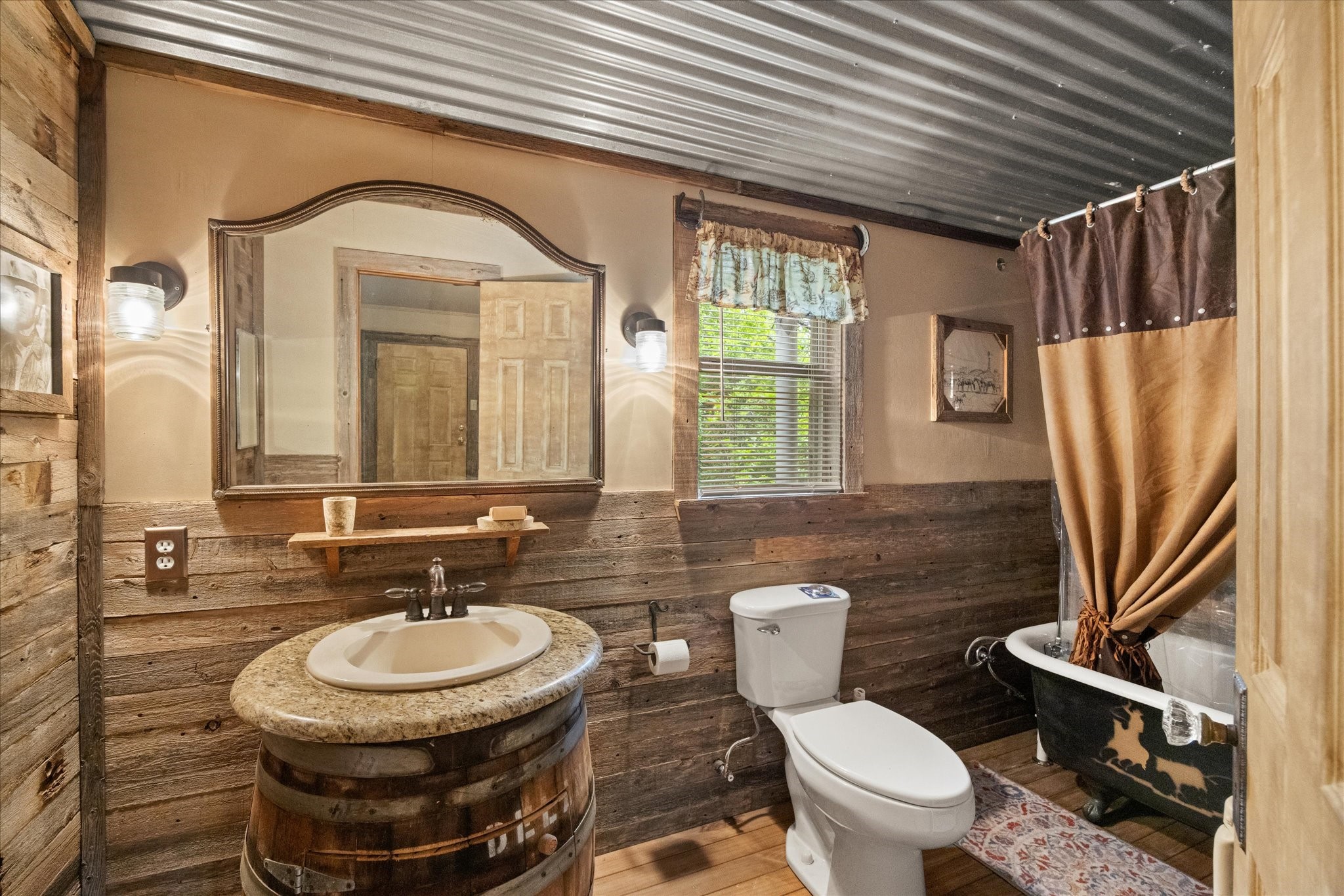 31577 N Us Highway 281 Lipan TX 76462