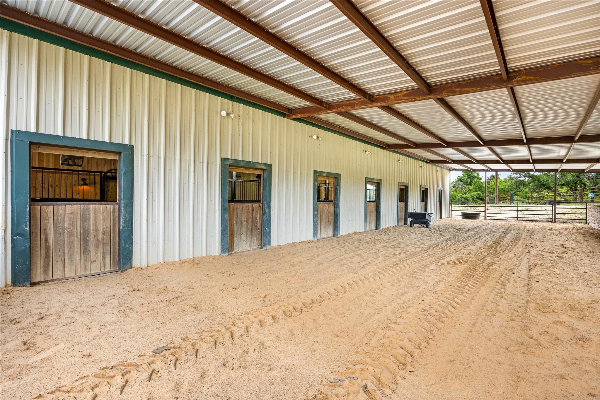31577 N Us Highway 281 Lipan TX 76462
