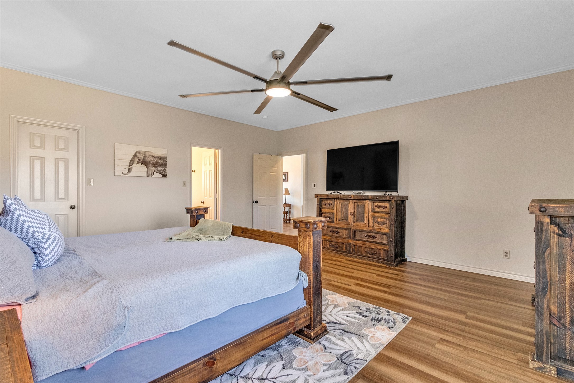 1109 Sherwood Street Gladewater TX 75647