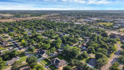 1103 Bellaire Drive Grapevine TX 76051