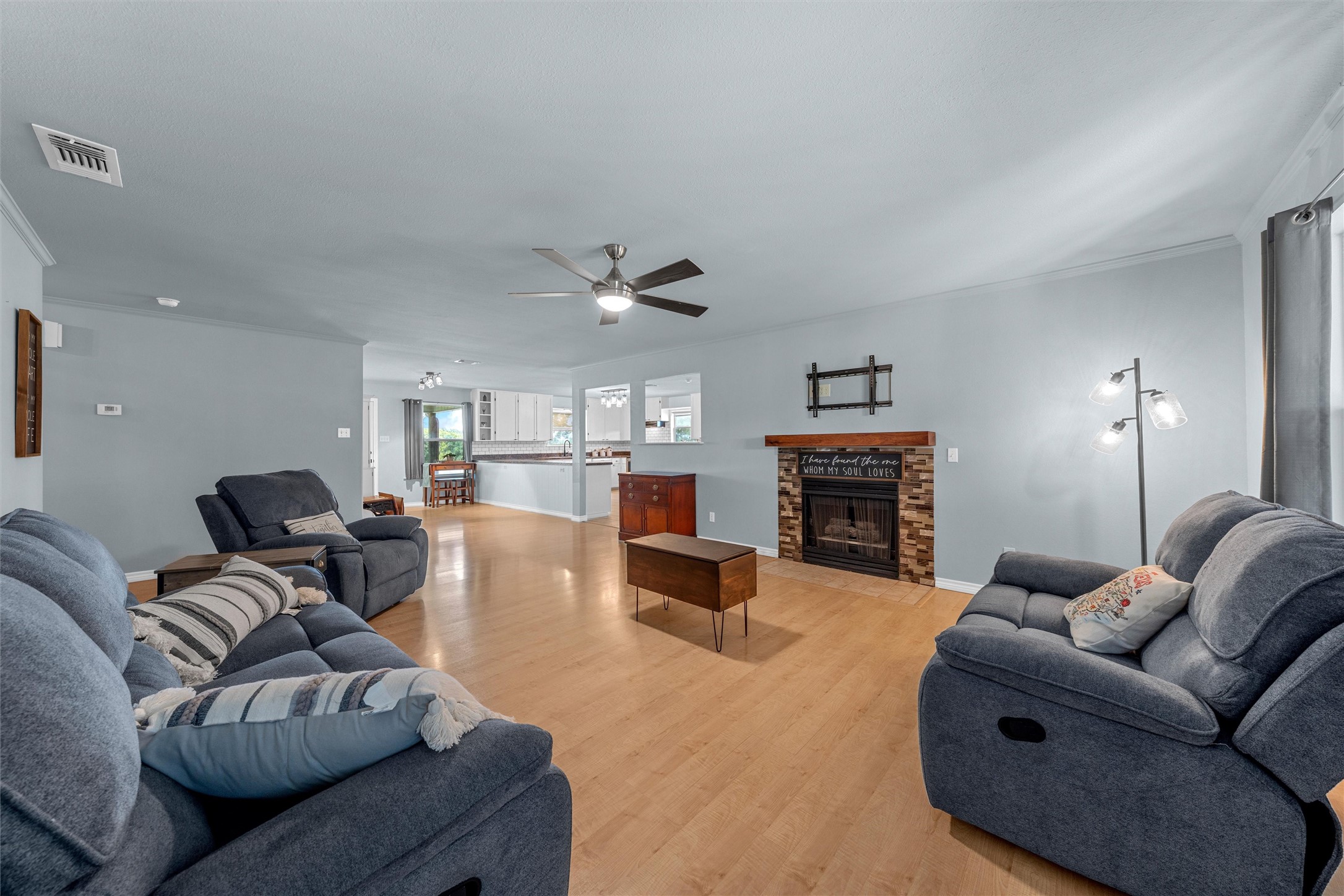 12851 Reeds Lake Road Rogers TX 76569