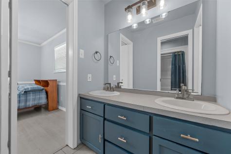 12851 Reeds Lake Road Rogers TX 76569