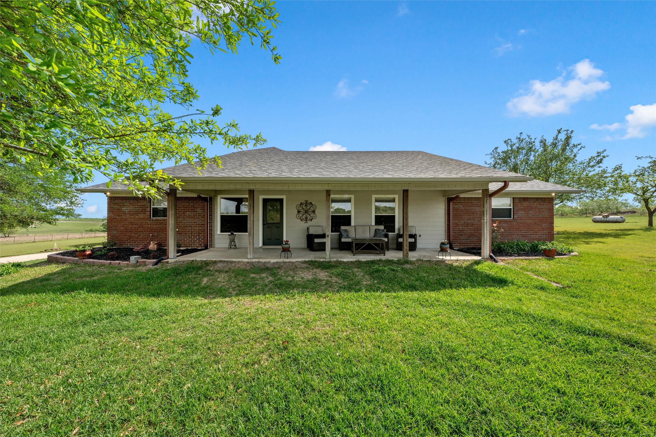 12851 Reeds Lake Road Rogers TX 76569