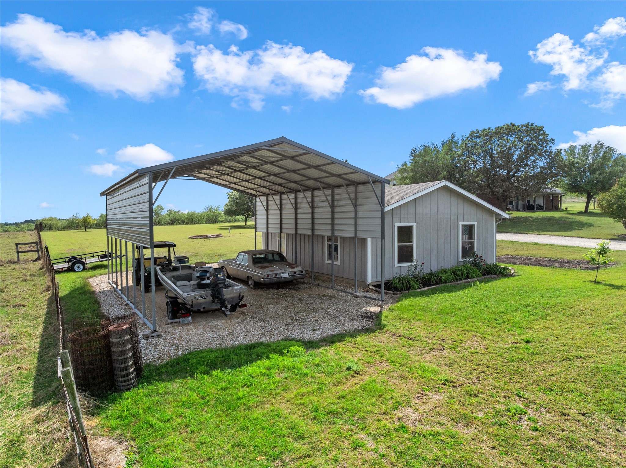 12851 Reeds Lake Road Rogers TX 76569