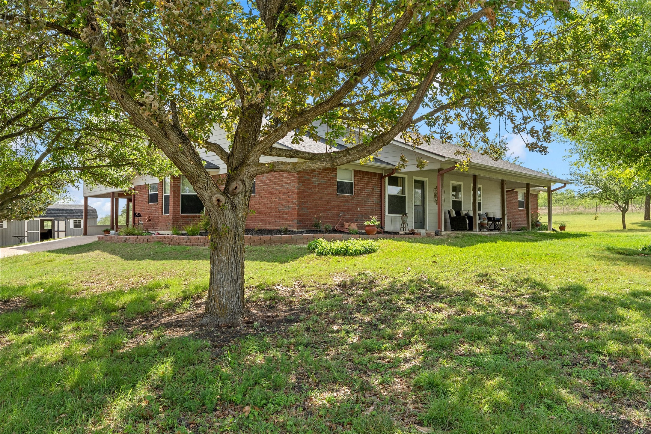 12851 Reeds Lake Road Rogers TX 76569
