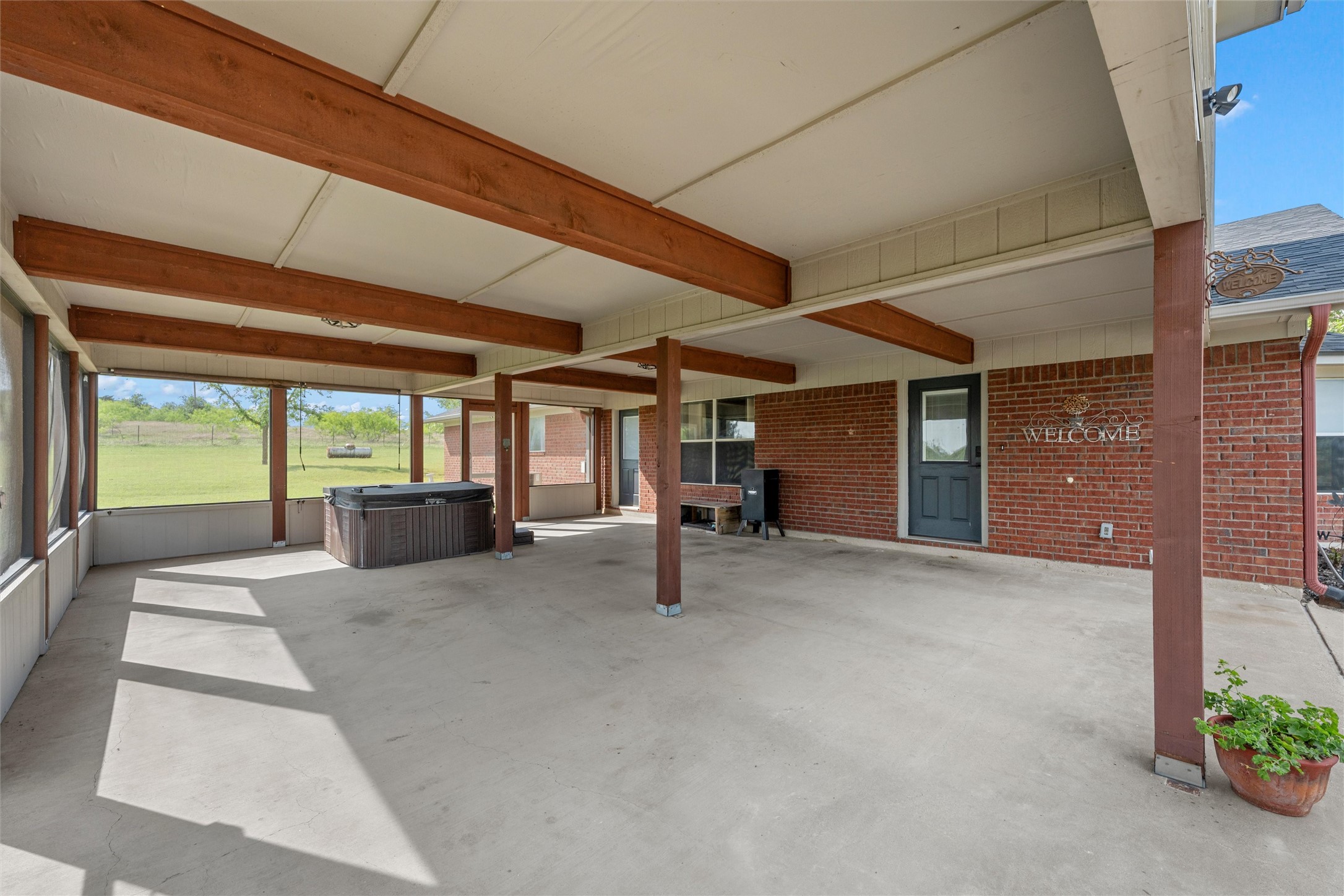 12851 Reeds Lake Road Rogers TX 76569