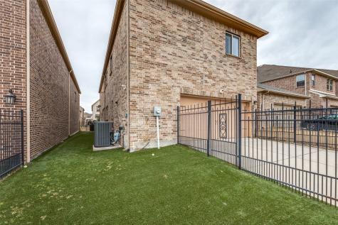 6816 Prompton Bend Irving TX 75063