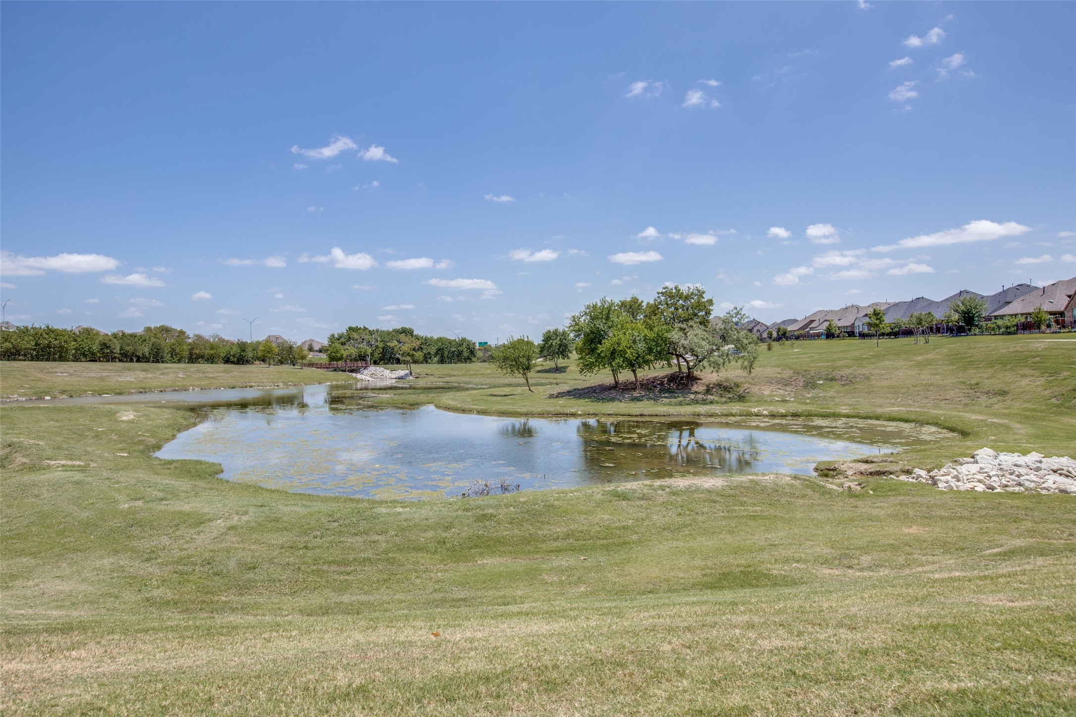 6816 Prompton Bend Irving TX 75063