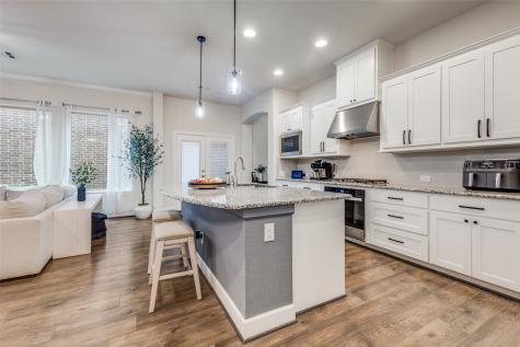 6816 Prompton Bend Irving TX 75063
