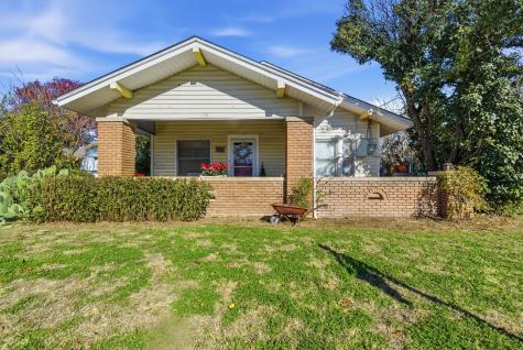 203 E Oak Street Weatherford TX 76086