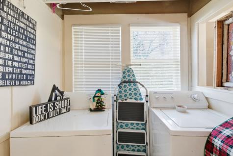 203 E Oak Street Weatherford TX 76086