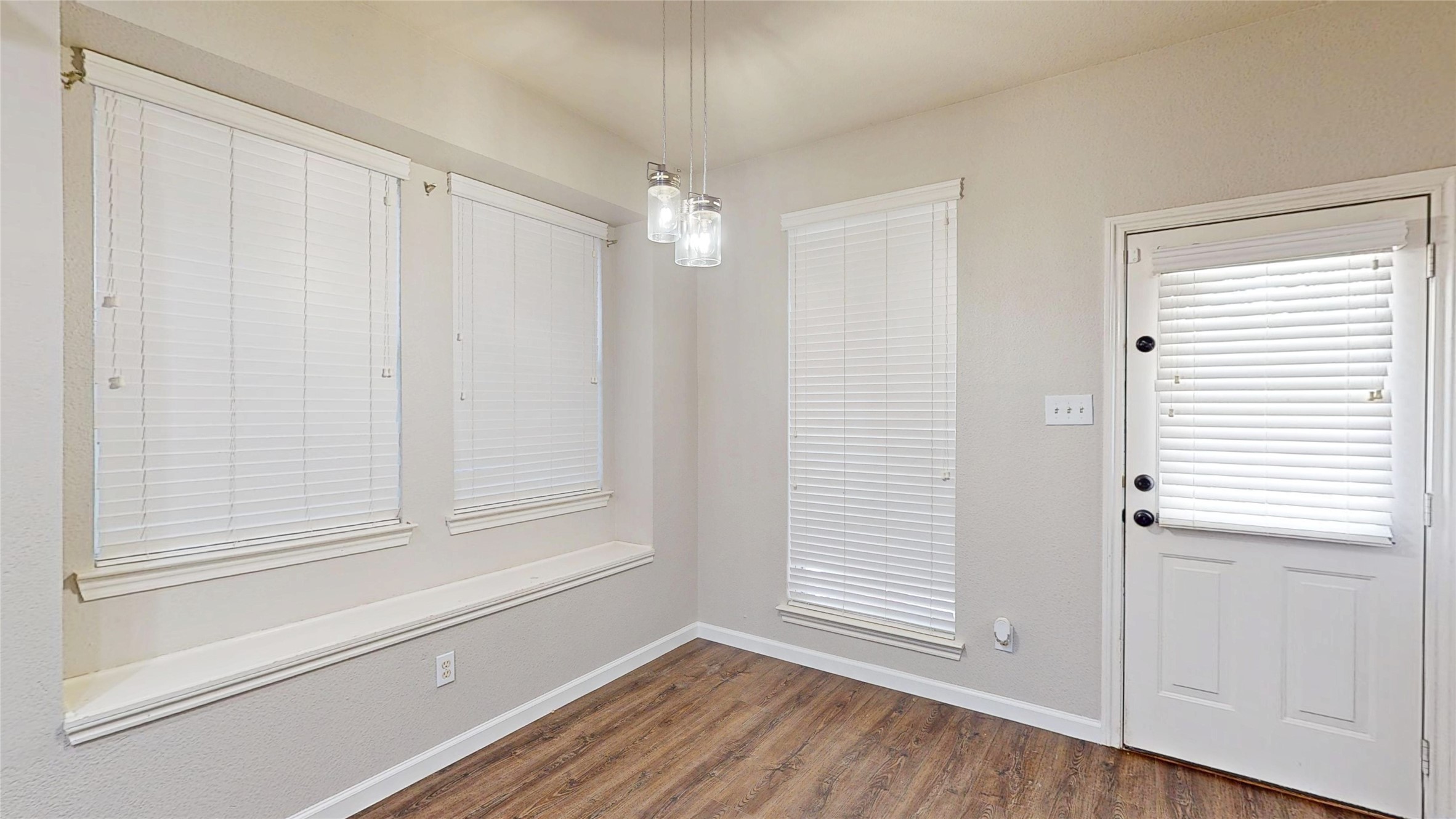 10444 Stoneside Trail Fort Worth TX 76244