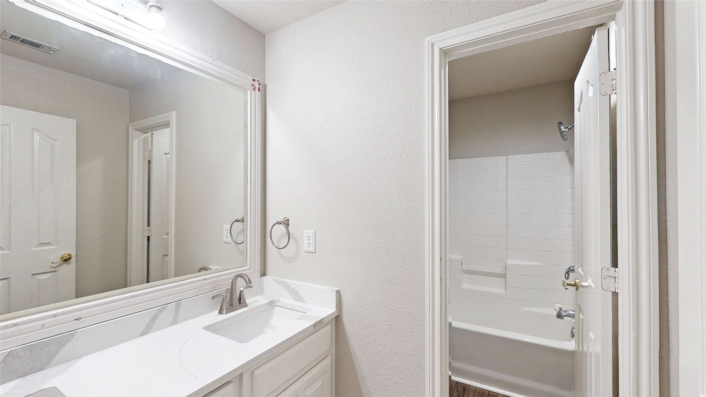 10444 Stoneside Trail Fort Worth TX 76244
