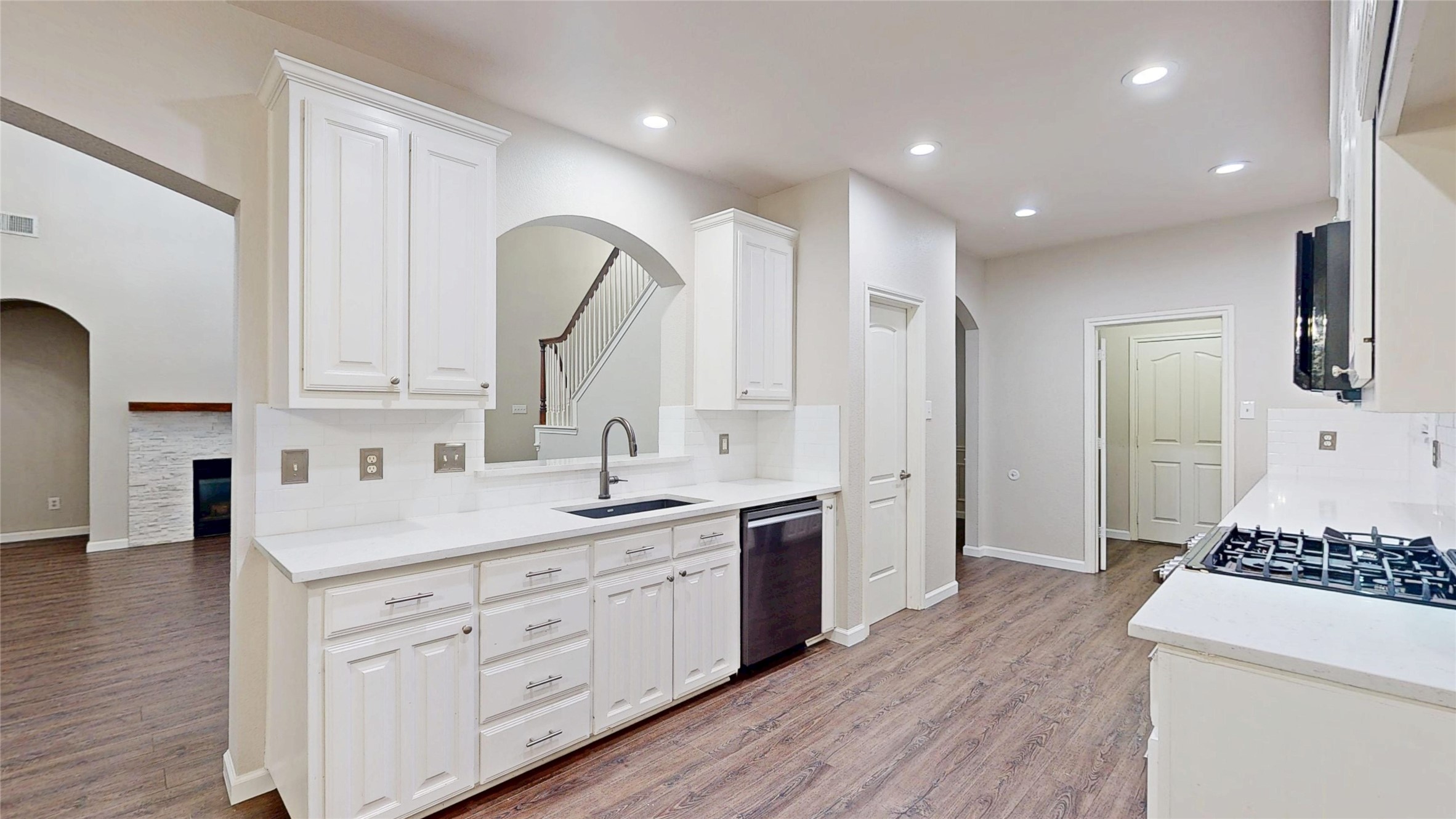 10444 Stoneside Trail Fort Worth TX 76244