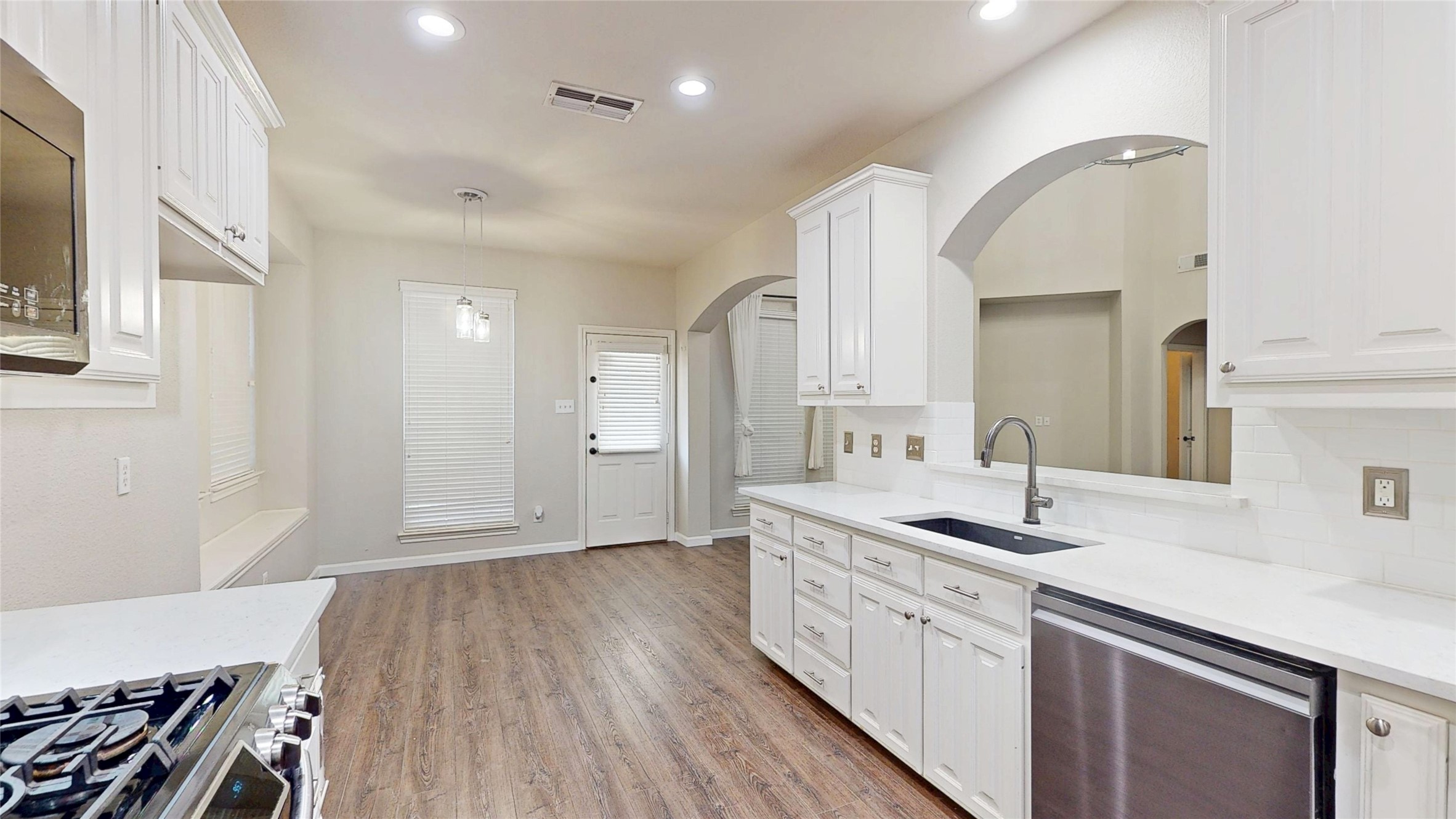 10444 Stoneside Trail Fort Worth TX 76244