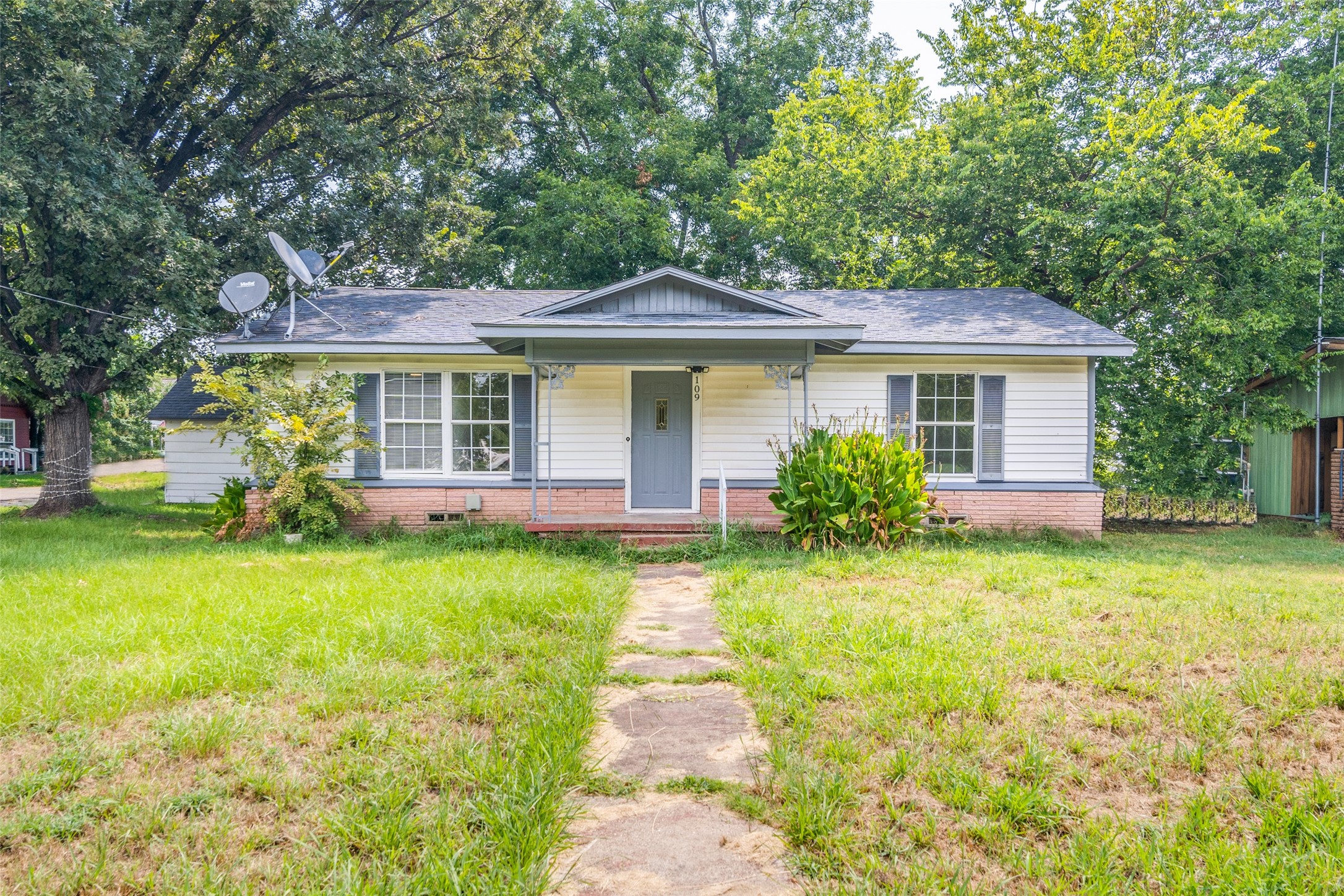 109 Church Street Quinlan TX 75474