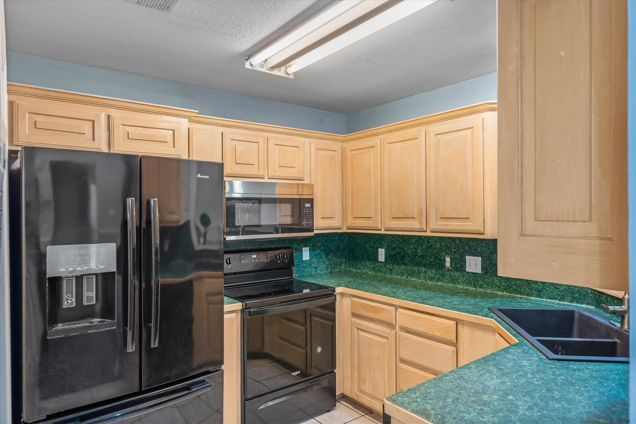 560 Washington Street Van TX 75790