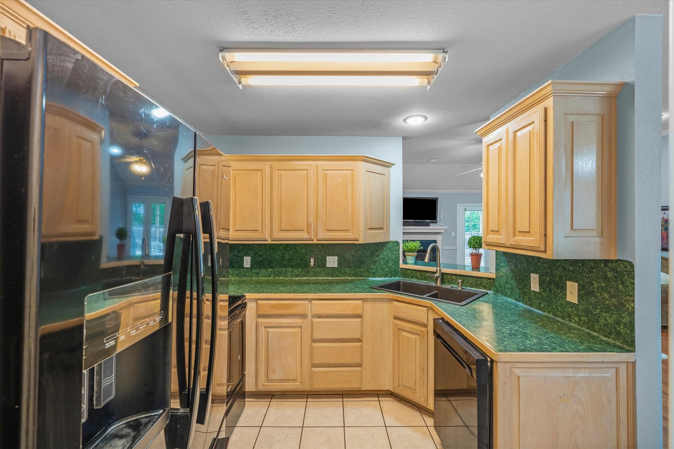 560 Washington Street Van TX 75790