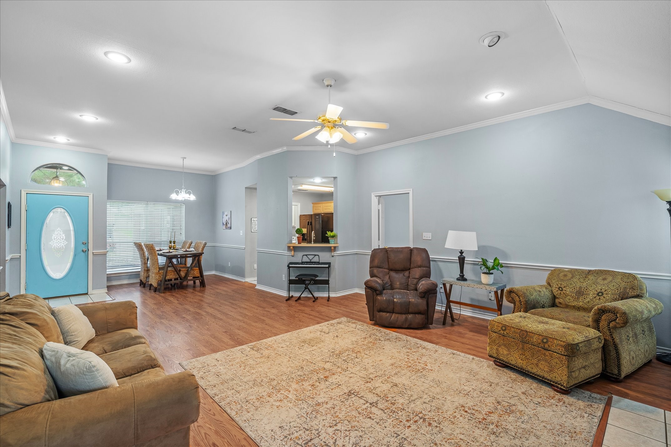 560 Washington Street Van TX 75790