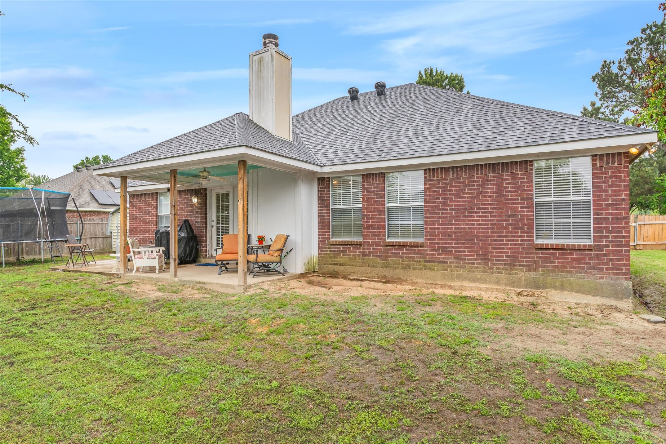 560 Washington Street Van TX 75790