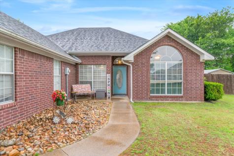 560 Washington Street Van TX 75790