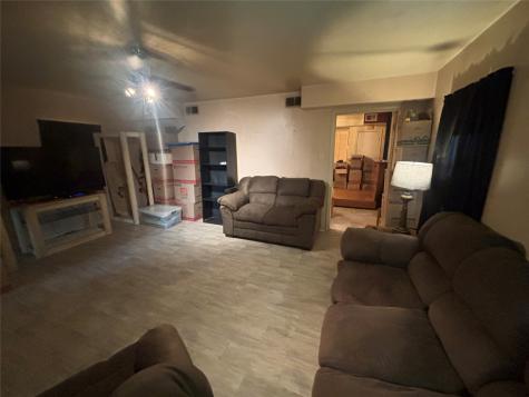 4913 Terlingua Drive Granbury TX 76048