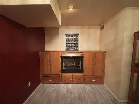4913 Terlingua Drive Granbury TX 76048