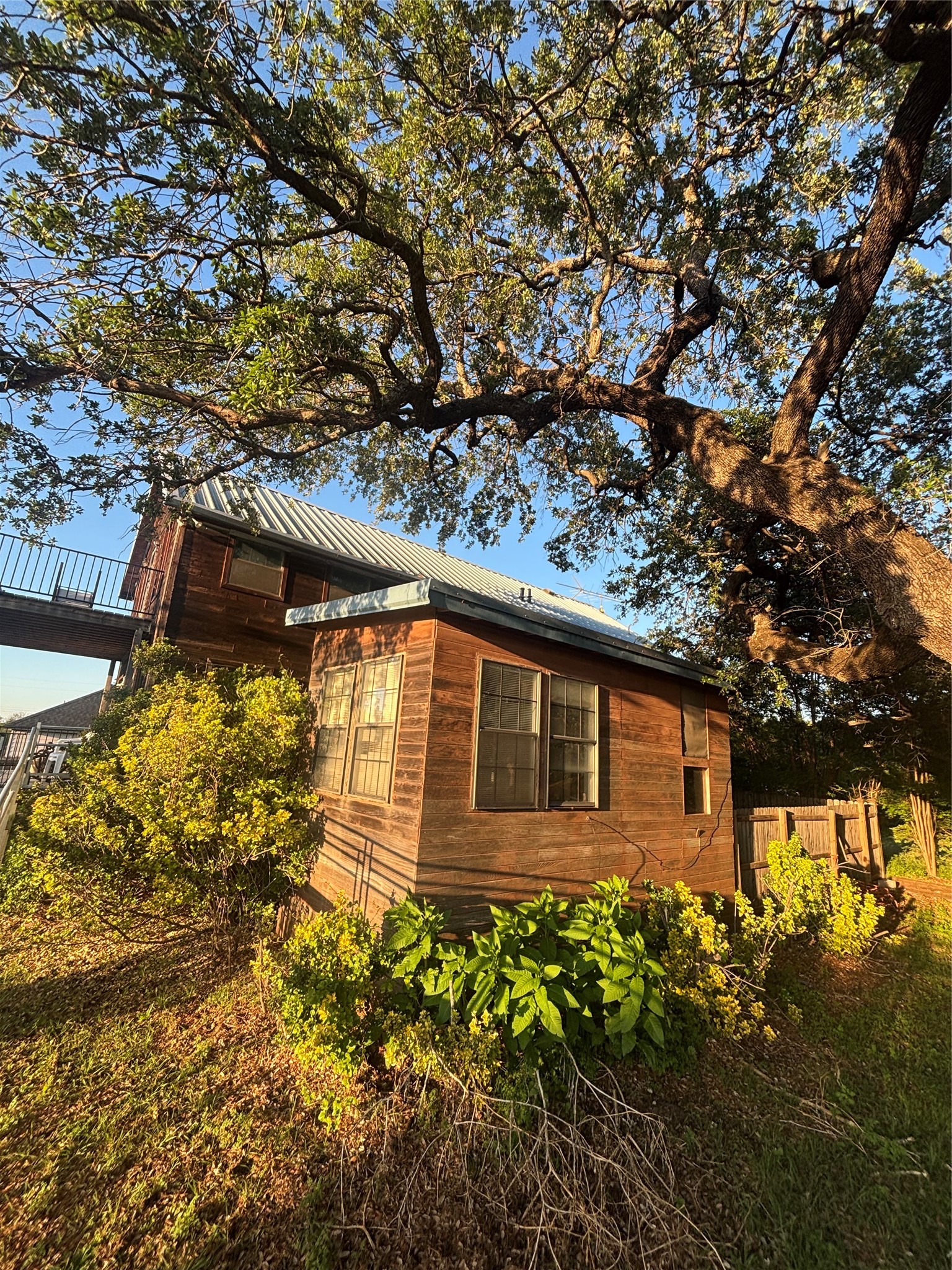 4913 Terlingua Drive Granbury TX 76048