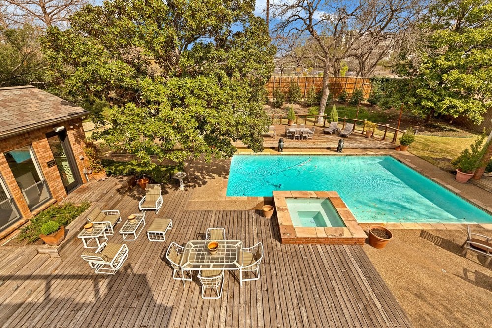11622 Valleydale Drive Dallas TX 75230